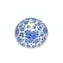 Load image into Gallery viewer, Mini Floral Chapeau Paper Mache Luxury Trinket Gift Decorative Wedding Favour Box - ärtɘzɘn