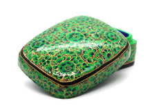 Load image into Gallery viewer, Paulo Green &amp; Gold Gifting Trinket Jewellery Presentation Decorative Box - ärtɘzɘn
