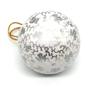 Artezen Baubles – Set of 6 Large Silver Luxury Handmade | Hand Painted | Decorative | Ornamental | Christmas | Balls - ärtɘzɘn