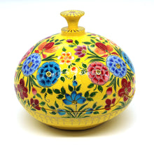 Load image into Gallery viewer, Artezen Large Chapeau – Yellow Luxury Trinket Gift Box - ärtɘzɘn
