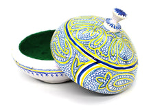 Load image into Gallery viewer, Artezen Large Chapeau – Yellow &amp; Blue Paisley Luxury Trinket Gift Box - ärtɘzɘn
