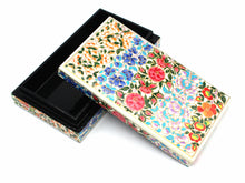 Load image into Gallery viewer, Artezen Planus Floral – Red &amp; Blue Floral Trinket Gift Box - ärtɘzɘn
