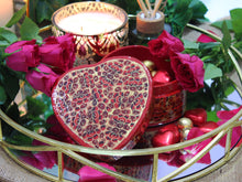 Load image into Gallery viewer, Artezen - Large Pulsatio – Handmade Hand Painted Blood Red Heart Shaped Luxury Trinket Gift Box - ärtɘzɘn
