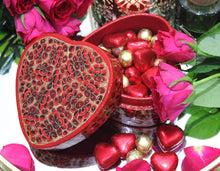 Load image into Gallery viewer, Artezen - Large Pulsatio – Handmade Hand Painted Blood Red Heart Shaped Luxury Trinket Gift Box - ärtɘzɘn
